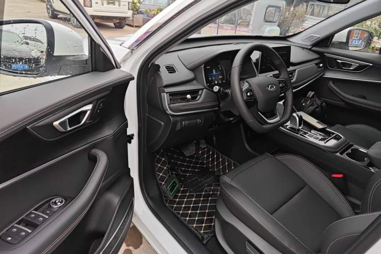 Used Chery Tiggo 8 2024 230TCI Automatic New Edition 7-Seater Driver Seat