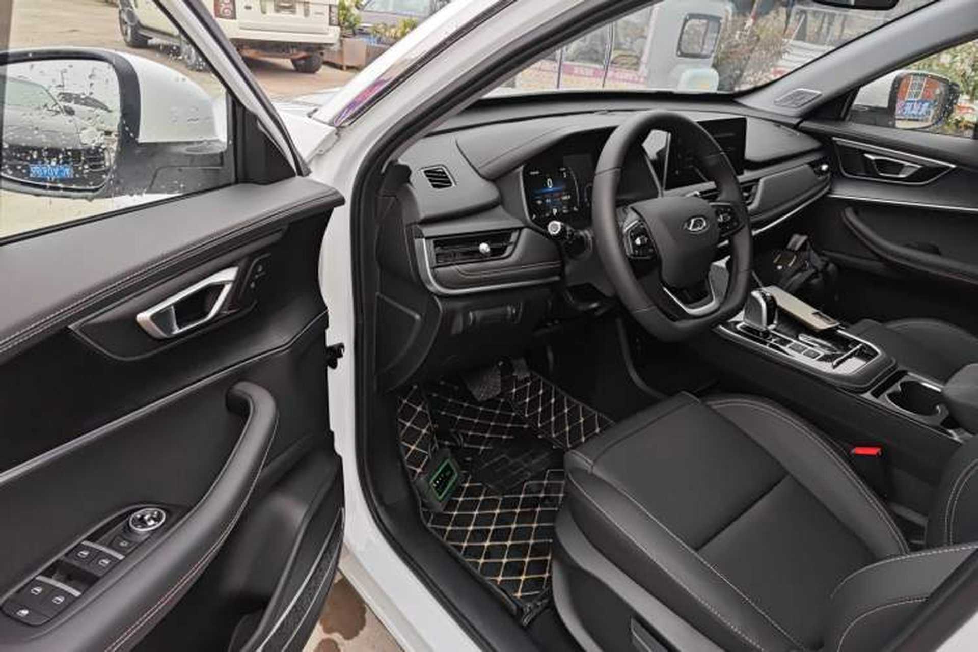Used Chery Tiggo 8 2024 230TCI Automatic New Edition 7-Seater Driver Seat