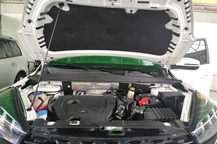 Used Chery Tiggo 8 2024 Honor Edition 230TCI Automatic Excellence Version 7 Seats Engine Bay