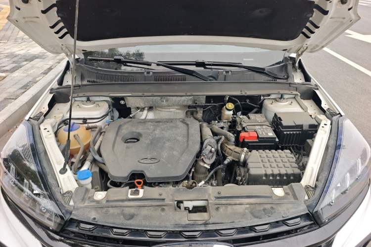 Used Chery Tiggo 8 2024 Honor Edition 230TCI Manual Advanced Version 5 Seats Engine Bay