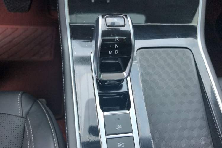 Used Chery Tiggo 8 2024 Honor Edition 230TCI Automatic Excellence Version 5 Seats Gear Lever