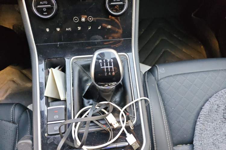 Used Chery Tiggo 8 2024 Honor Edition 230TCI Manual Advanced Version 5 Seats Gear Lever