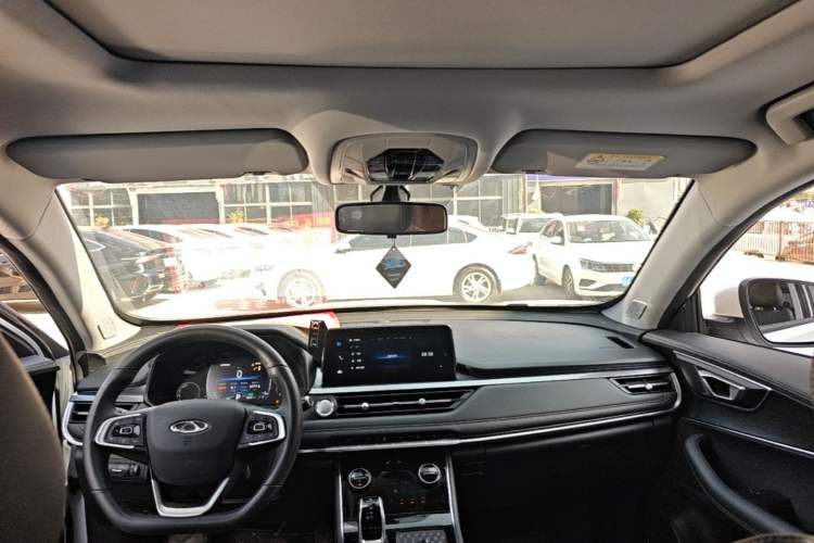 Used Chery Tiggo 8 2024 Honor Edition 230TCI Automatic Excellence Version 5 Seats Headliner
