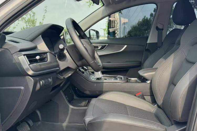 Used Chery Tiggo 8 2024 230TCI Automatic New Edition 5-Seater Interior 2