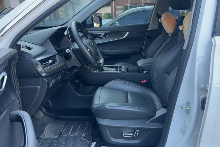 Used Chery Tiggo 8 2024 Honor Edition 230TCI Automatic Excellence Version 5 Seats Interior 3
