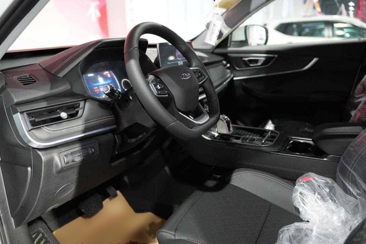 Used Chery Tiggo 8 2024 230TCI Automatic New Edition 5-Seater Interior 6
