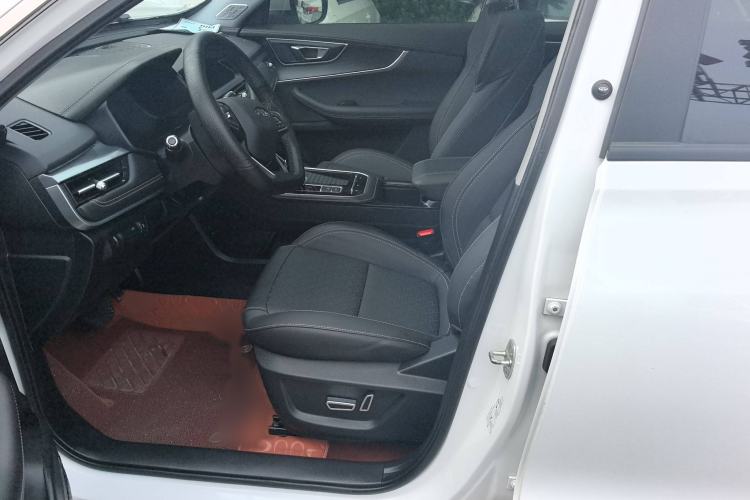 Used Chery Tiggo 8 2024 Honor Edition 230TCI Automatic Excellence Version 5 Seats Left Front Seat