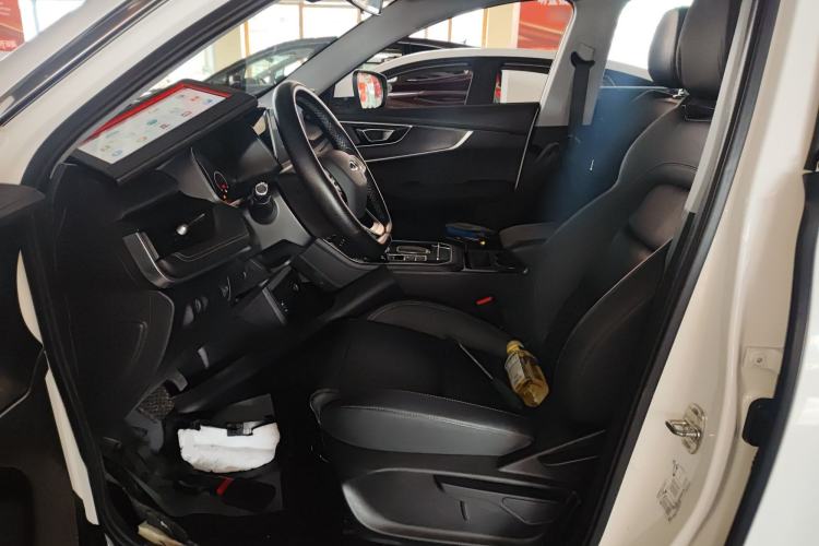 Used Chery Tiggo 8 2024 1.5 TCI Automatic New Dynamic 7-Seater Left Front Seat