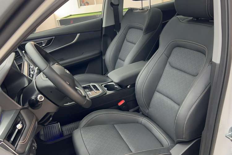 Used Chery Tiggo 8 2024 Honor Edition 230TCI Automatic Excellence Version 7 Seats Left Front Seat