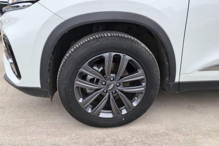 Used Chery Tiggo 8 2024 230TCI Automatic New Trend Edition 5 Seats Left Front Wheel Hub
