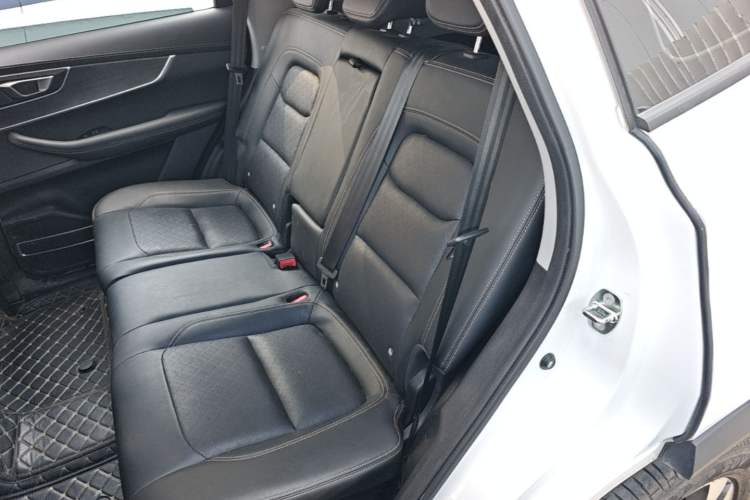 Used Chery Tiggo 8 2024 Honor Edition 230TCI Automatic Excellence Version 5 Seats Left Rear Seat