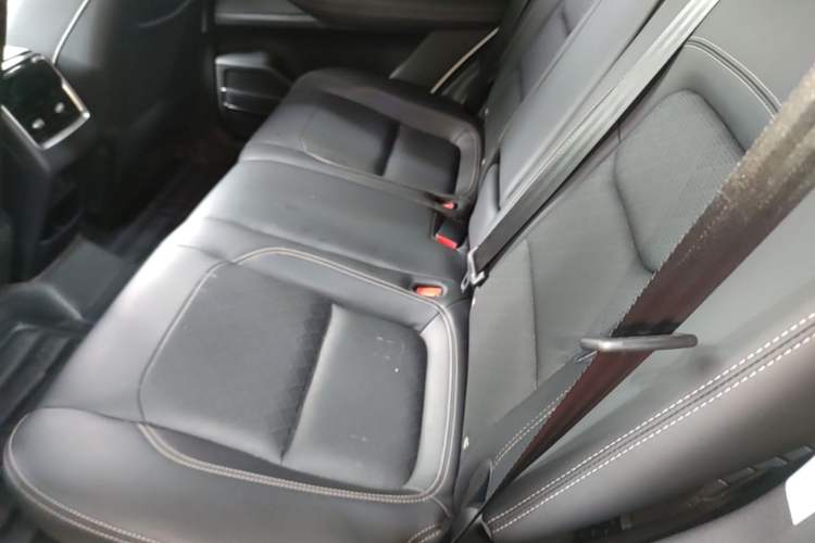 Used Chery Tiggo 8 2024 Honor Edition 230TCI Automatic Excellence Version 5 Seats Left Rear Seat