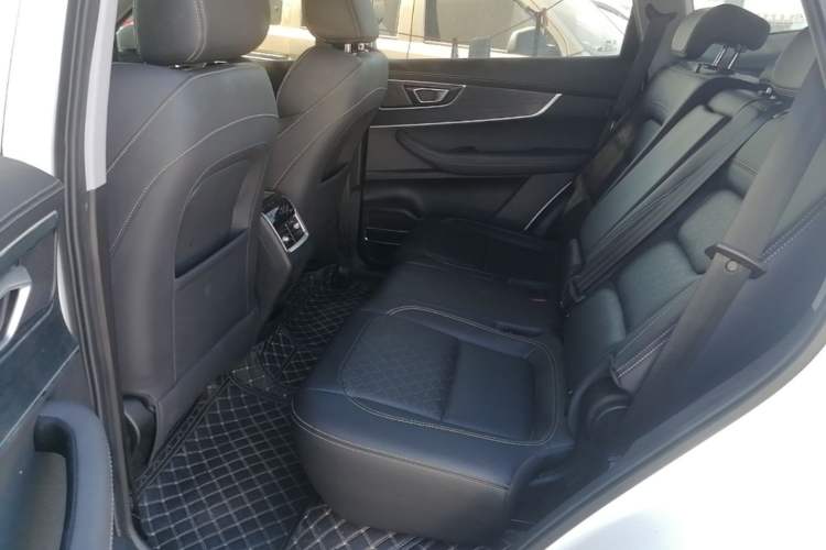 Used Chery Tiggo 8 2024 1.5 TCI Automatic New Dynamic 7-Seater Left Rear Seat