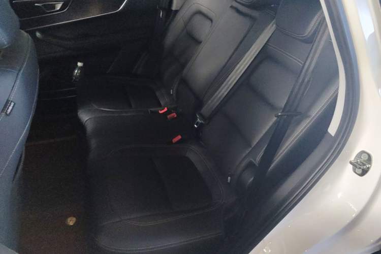 Used Chery Tiggo 8 2024 Honor Edition 230TCI Automatic Excellence Version 7 Seats Left Rear Seat