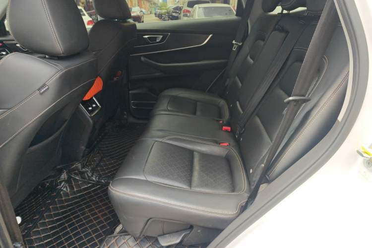 Used Chery Tiggo 8 2024 Honor Edition 230TCI Automatic Excellence Version 5 Seats Left Rear Seat