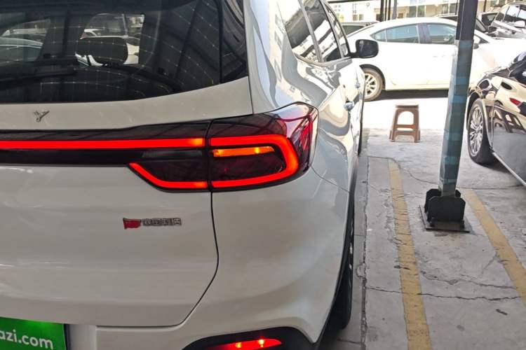 Used Chery Tiggo 8 2024 Honor Edition 230TCI Automatic Excellence Version 5 Seats Right Rear Taillight
