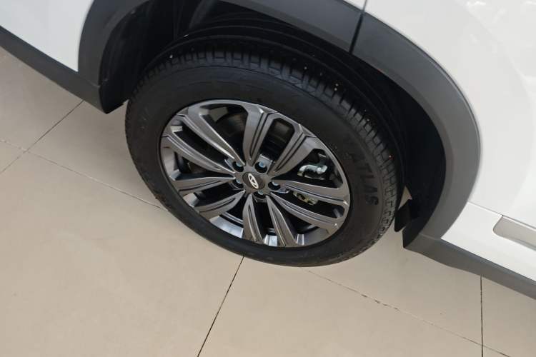 Used Chery Tiggo 8 2024 230TCI Automatic New Edition 7-Seater Right Rear Wheel Hub