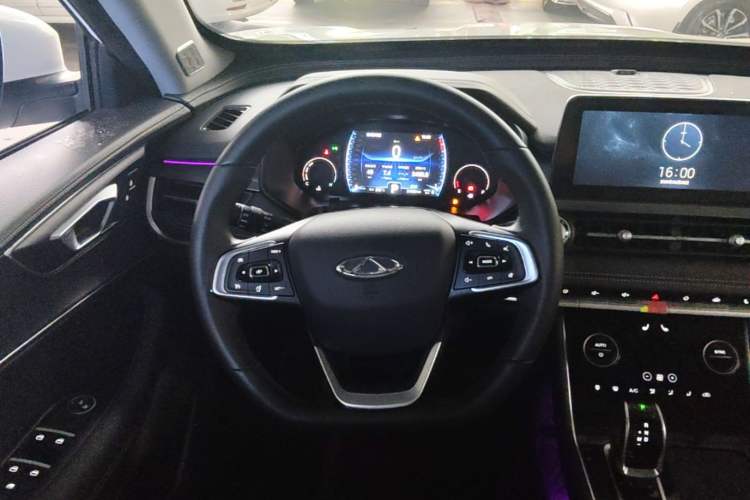 Used Chery Tiggo 8 2024 Honor Edition 230TCI Automatic Excellence Version 7 Seats Steering Wheel