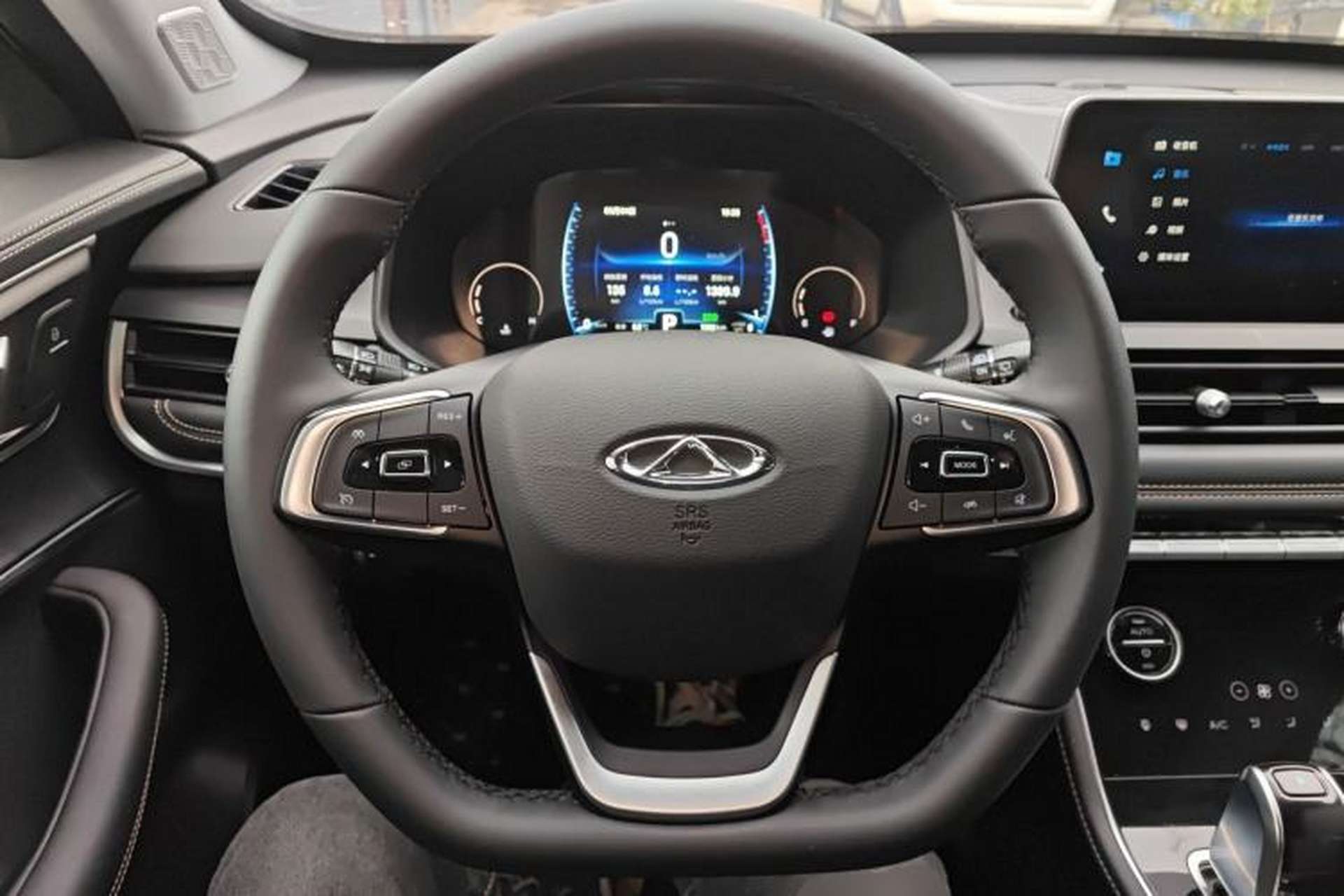 Used Chery Tiggo 8 2024 230TCI Automatic New Edition 7-Seater Steering Wheel