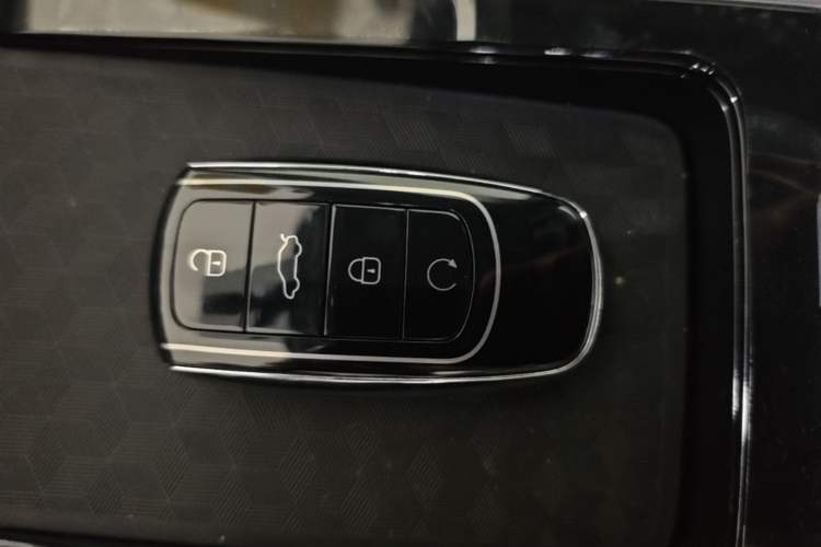 Used Chery Tiggo 8 2024 230TCI Automatic New Edition 5-Seater Vehicle Key