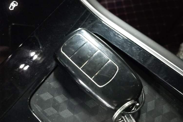 Used Chery Tiggo 8 2024 Honor Edition 230TCI Automatic Excellence Version 5 Seats Vehicle Key