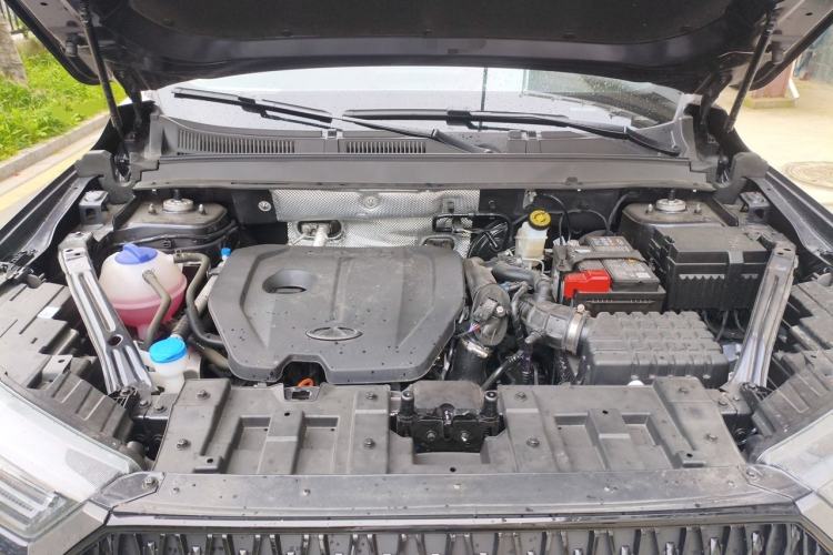 Used Chery Tiggo 8 2025 Excellence Edition 230 TCI Automatic Luxury Version 5 Seats Engine Bay