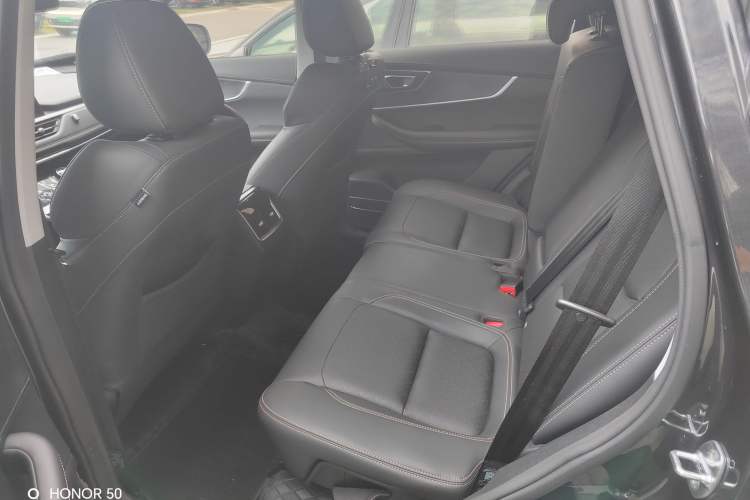 Used Chery Tiggo 8 2025 Excellence Edition 230 TCI Automatic Luxury Version 5 Seats Interior 6