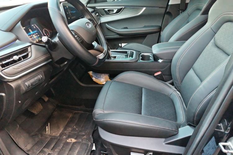 Used Chery Tiggo 8 2025 Excellence Edition 230 TCI Automatic Luxury Version 5 Seats Left Front Seat