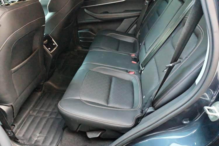 Used Chery Tiggo 8 2025 Excellence Edition 230 TCI Automatic Luxury Version 5 Seats Left Rear Seat