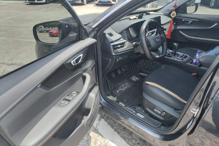 Used Chery Tiggo 8 2025 Excellence Version 230 TCI Manual Comfort Edition 5 Seats Driver Seat