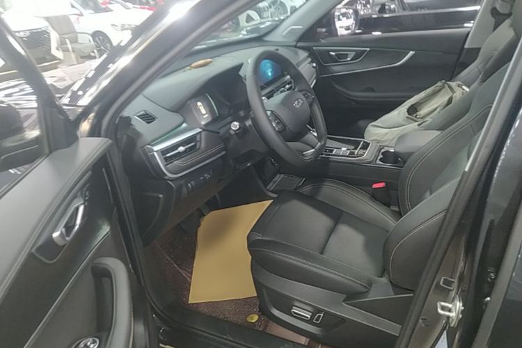 Used Chery Tiggo 8 2025 Excellence Version 230 TCI Automatic Luxury Edition 7 Seats Driver Seat