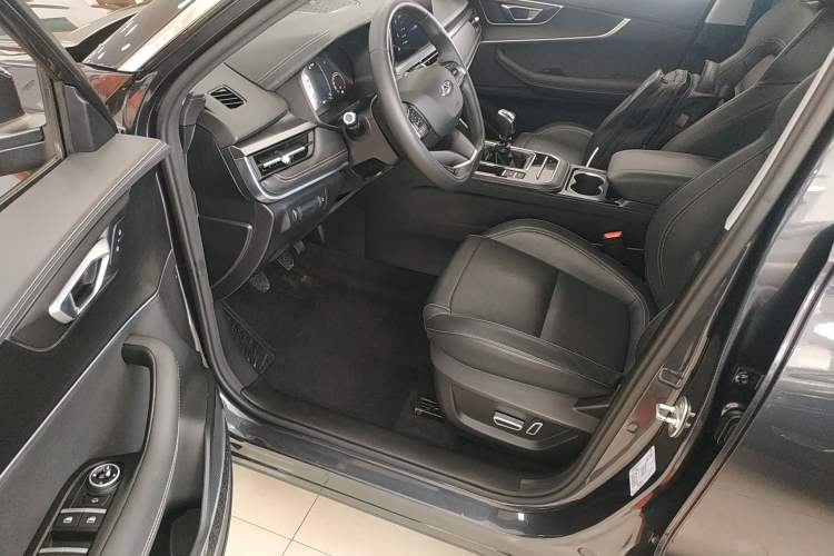 Used Chery Tiggo 8 2025 Excellence Version 230 TCI Manual Comfort Edition 5 Seats Driver Seat