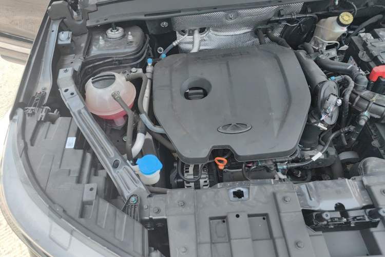 Used Chery Tiggo 8 2025 Excellence Version 230 TCI Manual Comfort Edition 5 Seats Engine Bay Right