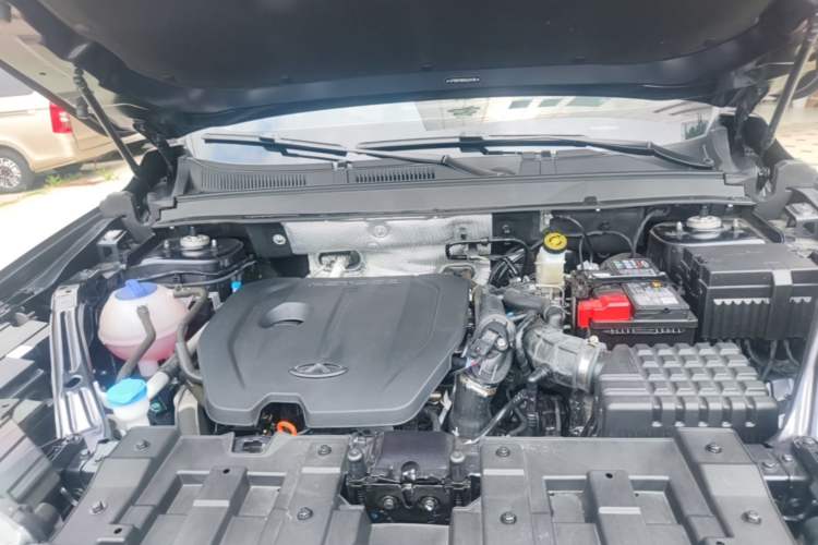 Used Chery Tiggo 8 2025 Excellence Edition 230 TCI Automatic Luxury Version 5 Seats Engine Bay