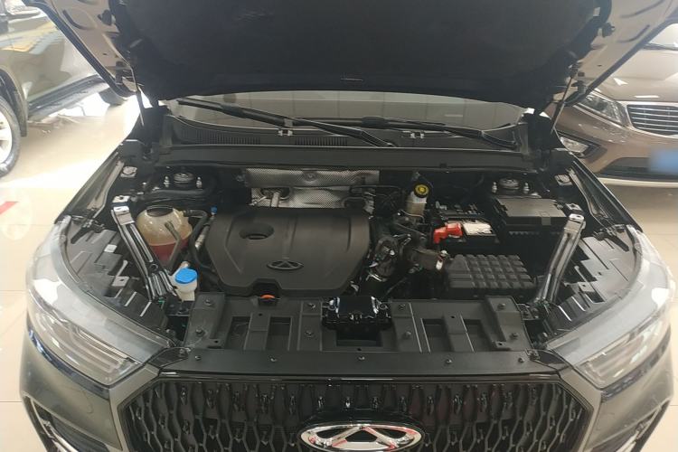Used Chery Tiggo 8 2025 Excellence Version 230 TCI Manual Comfort Edition 5 Seats Engine Bay