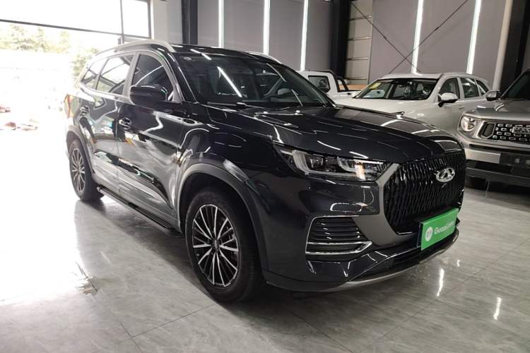 Used Chery Tiggo 8 2025 Excellence Edition 230 TCI Automatic Luxury Version 5 Seats Front Right 45 Deg