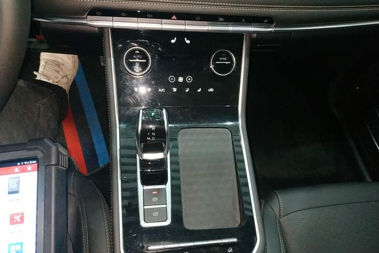 Used Chery Tiggo 8 2025 Excellence Edition 230 TCI Automatic Luxury Version 5 Seats Gear Lever