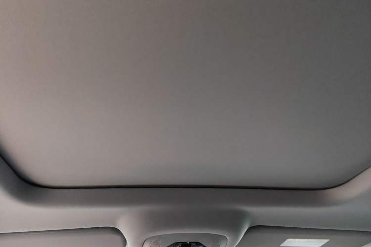 Used Chery Tiggo 8 2025 Excellence Edition 230 TCI Automatic Luxury Version 5 Seats Headliner