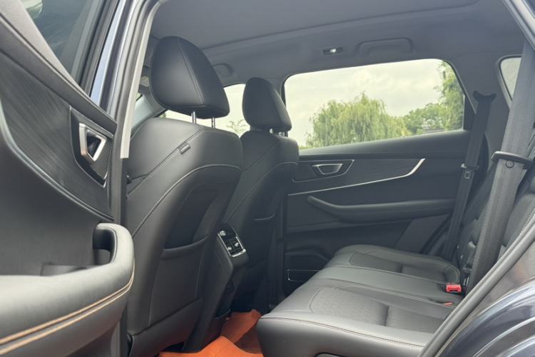 Used Chery Tiggo 8 2025 Excellence Edition 230 TCI Automatic Luxury Version 5 Seats Interior 2