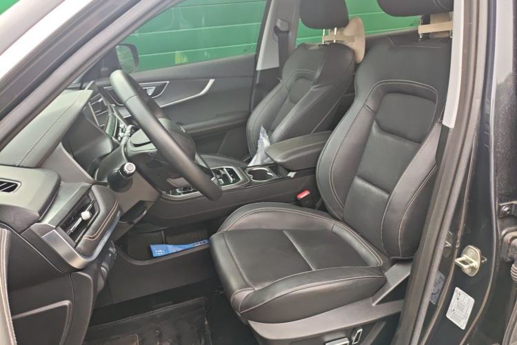 Used Chery Tiggo 8 2025 Excellence Version 230 TCI Automatic Luxury Edition 7 Seats Left Front Seat