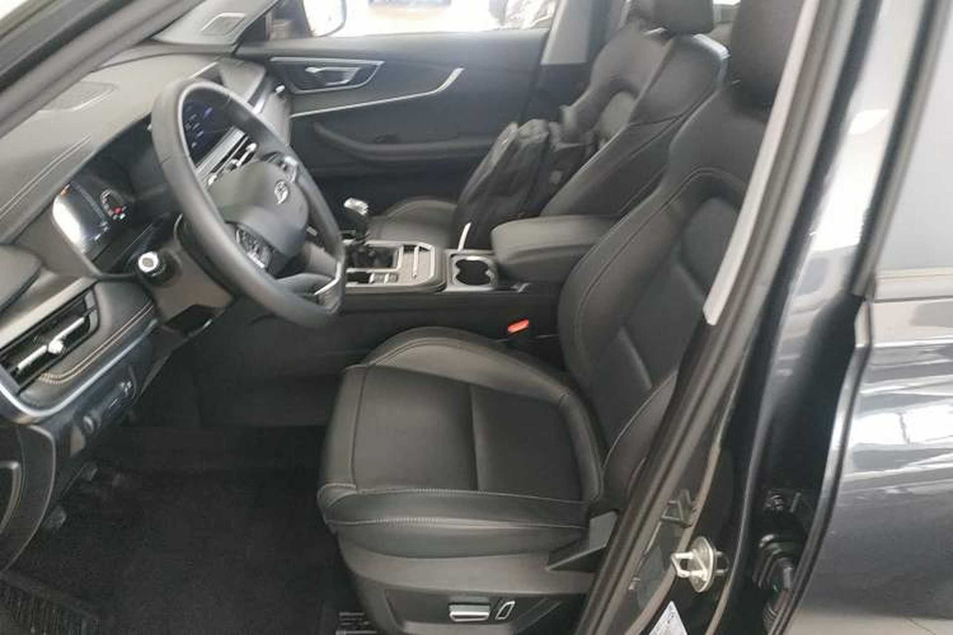 Used Chery Tiggo 8 2025 Excellence Version 230 TCI Manual Comfort Edition 5 Seats Left Front Seat