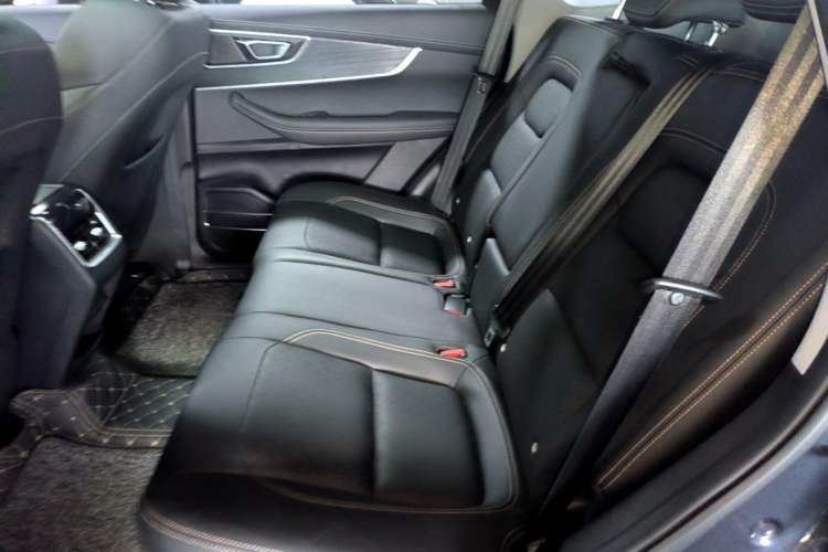 Used Chery Tiggo 8 2025 Excellence Version 230 TCI Manual Comfort Edition 5 Seats Left Rear Seat