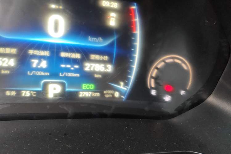 Used Chery Tiggo 8 2025 Excellence Edition 230 TCI Automatic Luxury Version 5 Seats Odometer Close Up