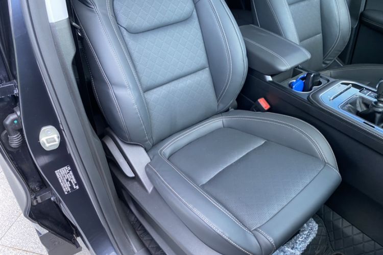 Used Chery Tiggo 8 2025 Excellence Version 230 TCI Manual Comfort Edition 5 Seats Right Front Seat