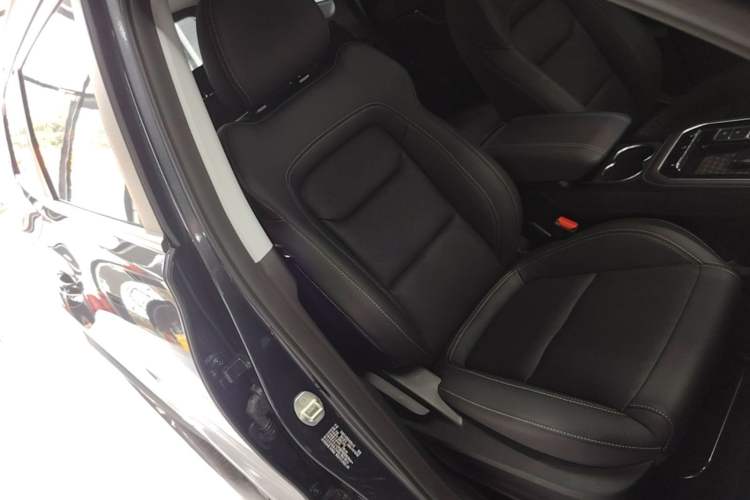 Used Chery Tiggo 8 2025 Excellence Edition 230 TCI Automatic Luxury Version 5 Seats Right Front Seat