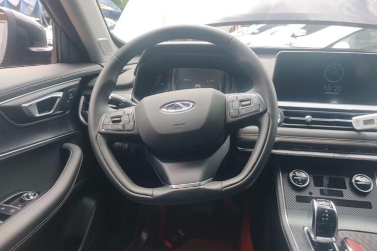 Used Chery Tiggo 8 2025 Excellence Edition 230 TCI Automatic Luxury Version 5 Seats Steering Wheel