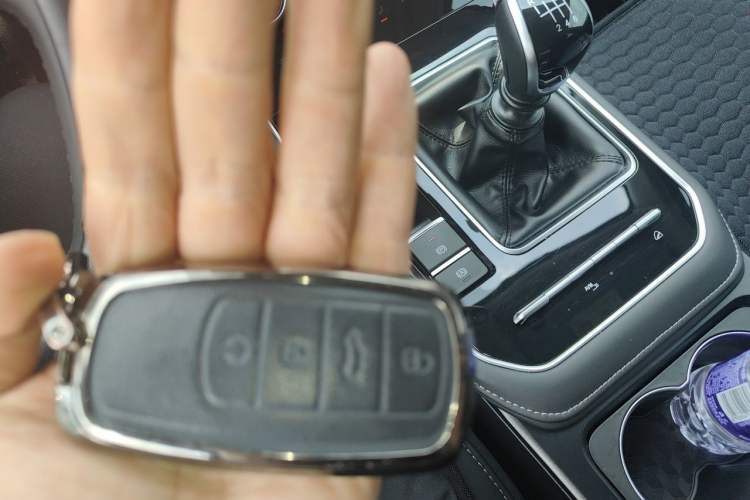Used Chery Tiggo 8 2025 Excellence Version 230 TCI Manual Comfort Edition 5 Seats Vehicle Key
