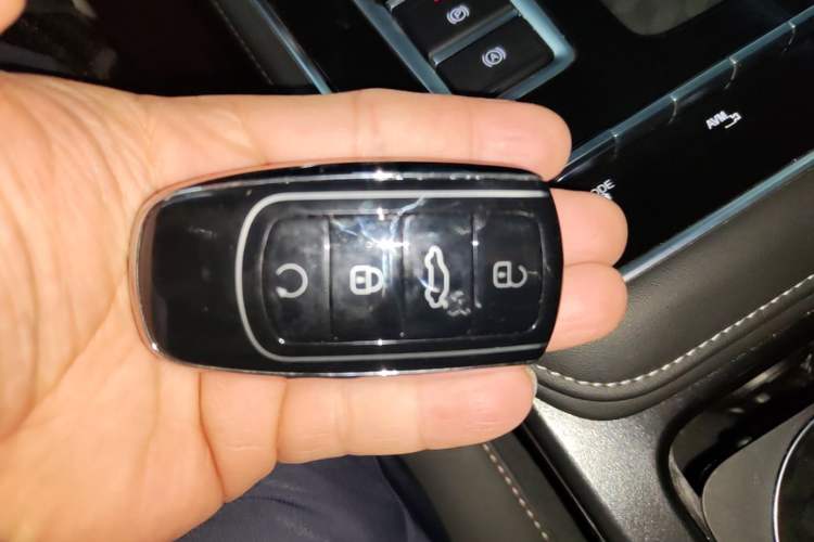 Used Chery Tiggo 8 2025 Excellence Edition 230 TCI Automatic Luxury Version 5 Seats Vehicle Key