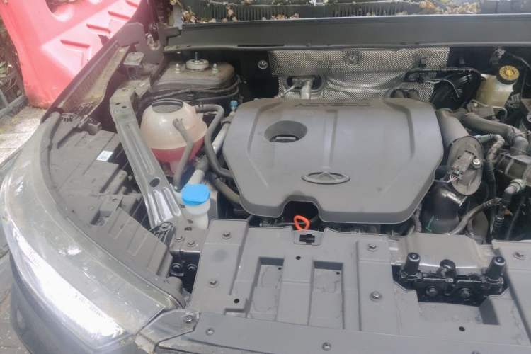 Used Chery Tiggo 8 2025 Excellence Version 230 TCI Manual Comfort Edition 5 Seats Engine Bay Right