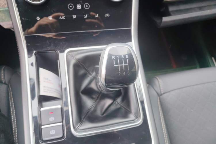 Used Chery Tiggo 8 2025 Excellence Version 230 TCI Manual Comfort Edition 5 Seats Gear Lever